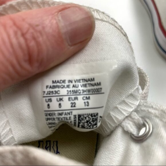 Converse Chuck Taylor All Star Hi-Top Sneaker - Picture 5 of 7